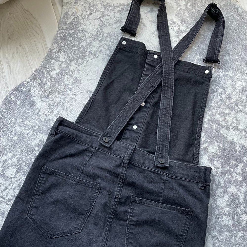 H&M Skinny Leg Overalls - Black (8)